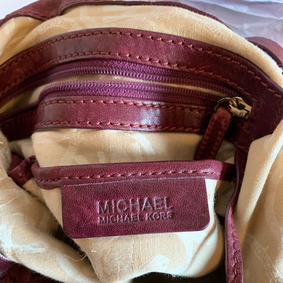 Michael Kors studded burgundy satchel/shoulder bag - Picture 4 of 8